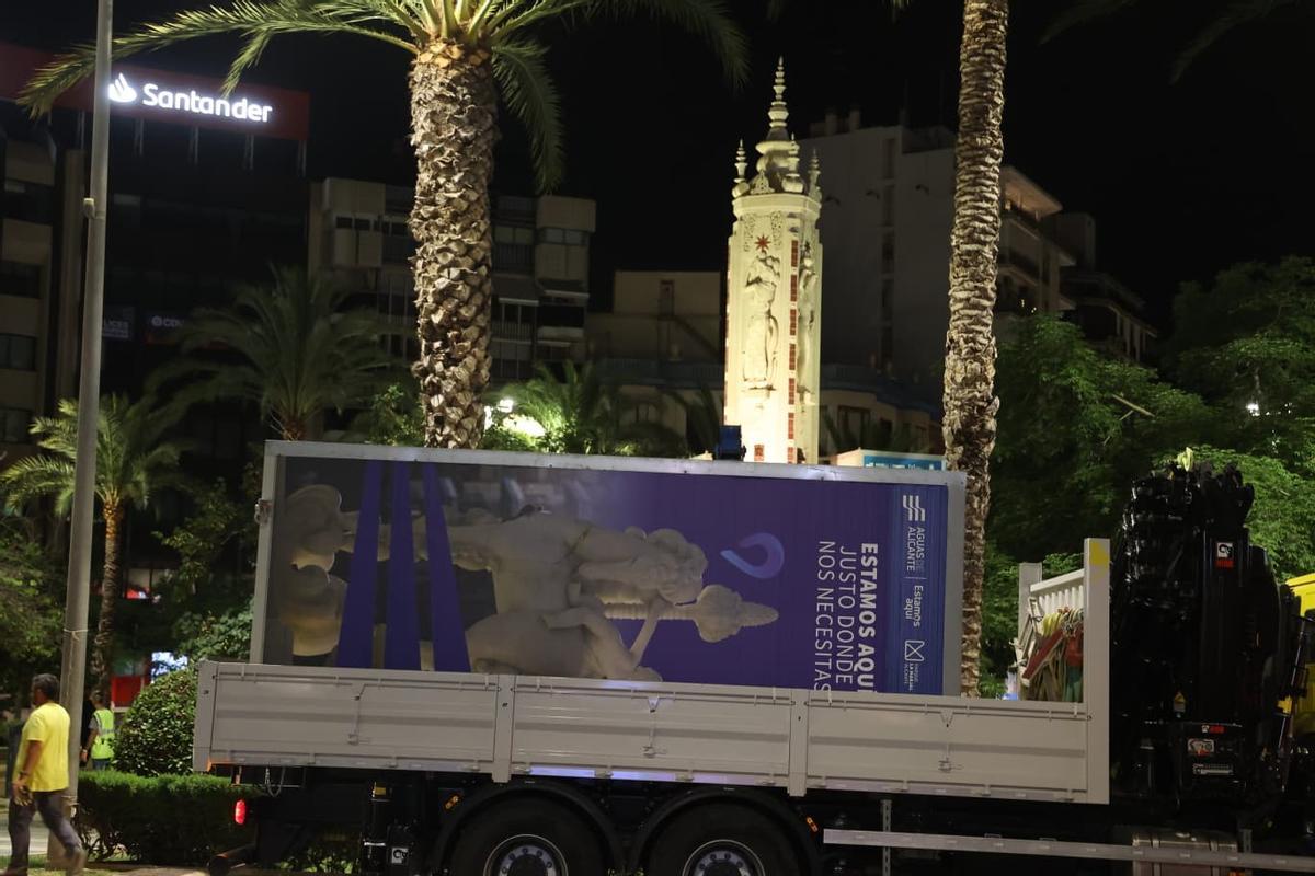 Alicante ya protege a la fuente de Luceros del terremoto de las mascletás de Hogueras Alicante ya protege a la fuente de Luceros del terremoto de las mascletás de Hogueras