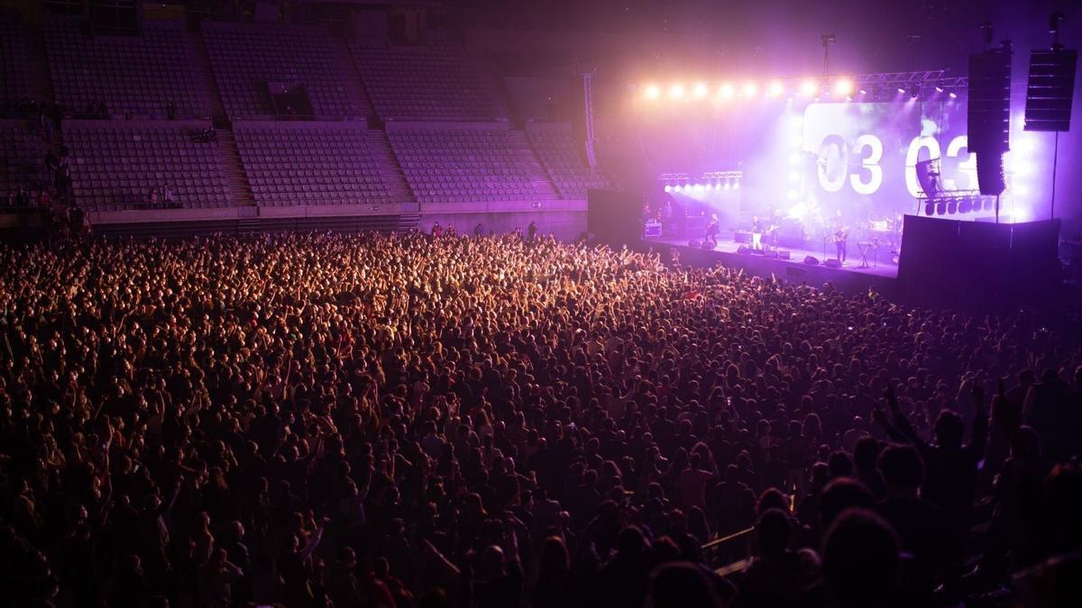 Festival Cultura Segura Concierto multitudinario test clinico Covid 19 de Love of Lesbian en el Palau Sant Jordi.