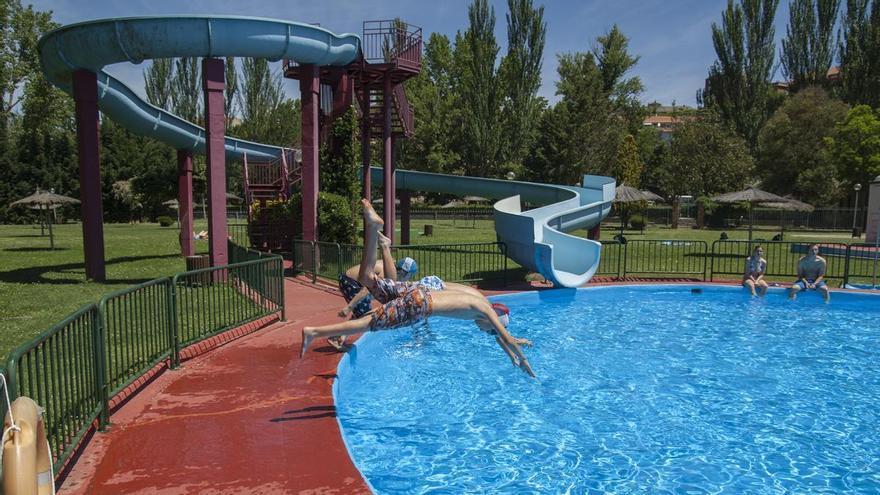 La piscina municipal de Benavente abre la temporada de verano con jornada gratuita