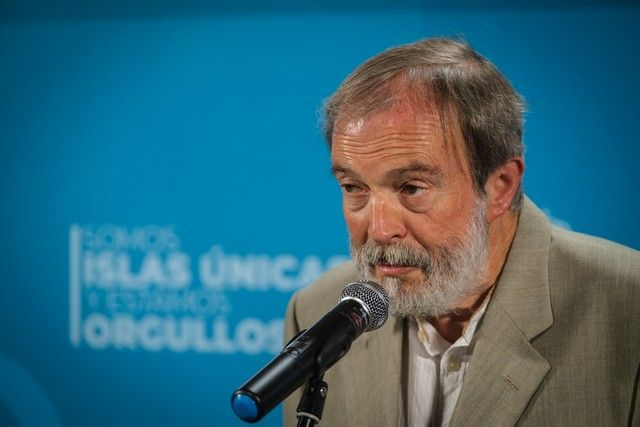 Acto institucional del Día de Canarias en el Teatro Guimerá