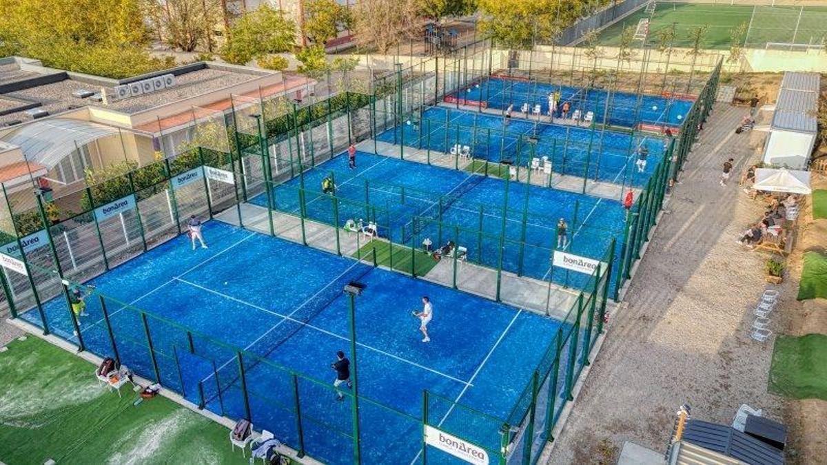 Les pistes del Club Pàdel Garbí de Llançà, una de les seus de la Copa Comarcal.