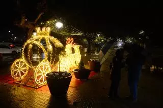 Las luces de Navidad 2025 ya brillan en Cangas