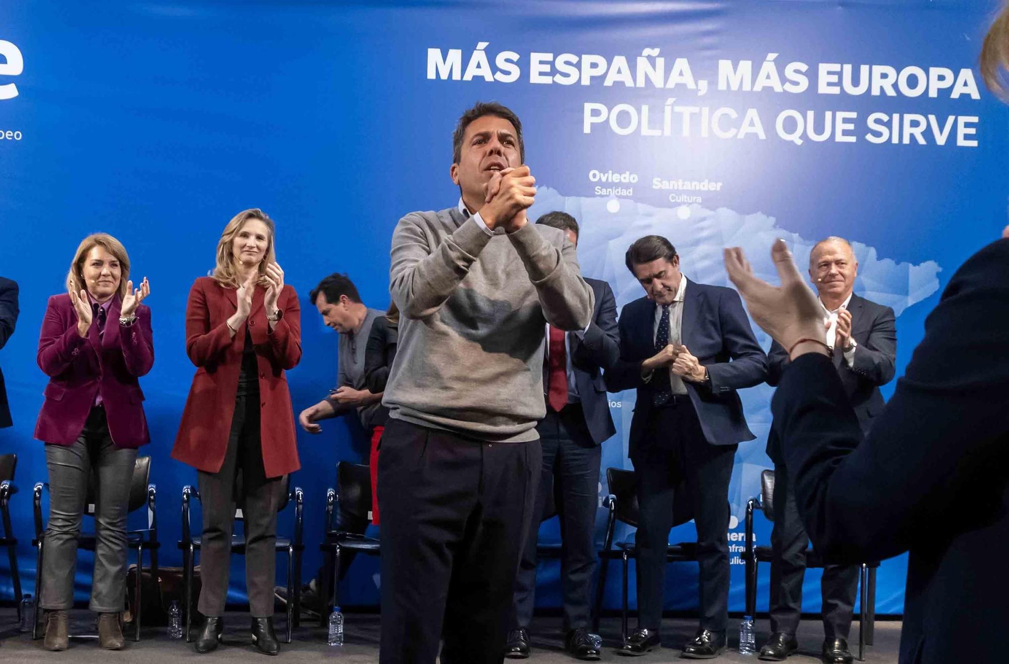 Mazón recibe el el apoyo del PP acto &#039;Más España, más Europa. Políticas de Vivienda&quot; celebrado en Alicante
