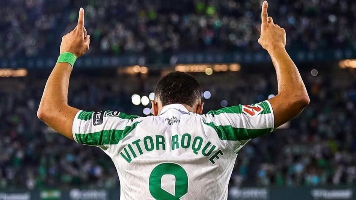 Vitor Roque puede tener los días contados en el Real Betis