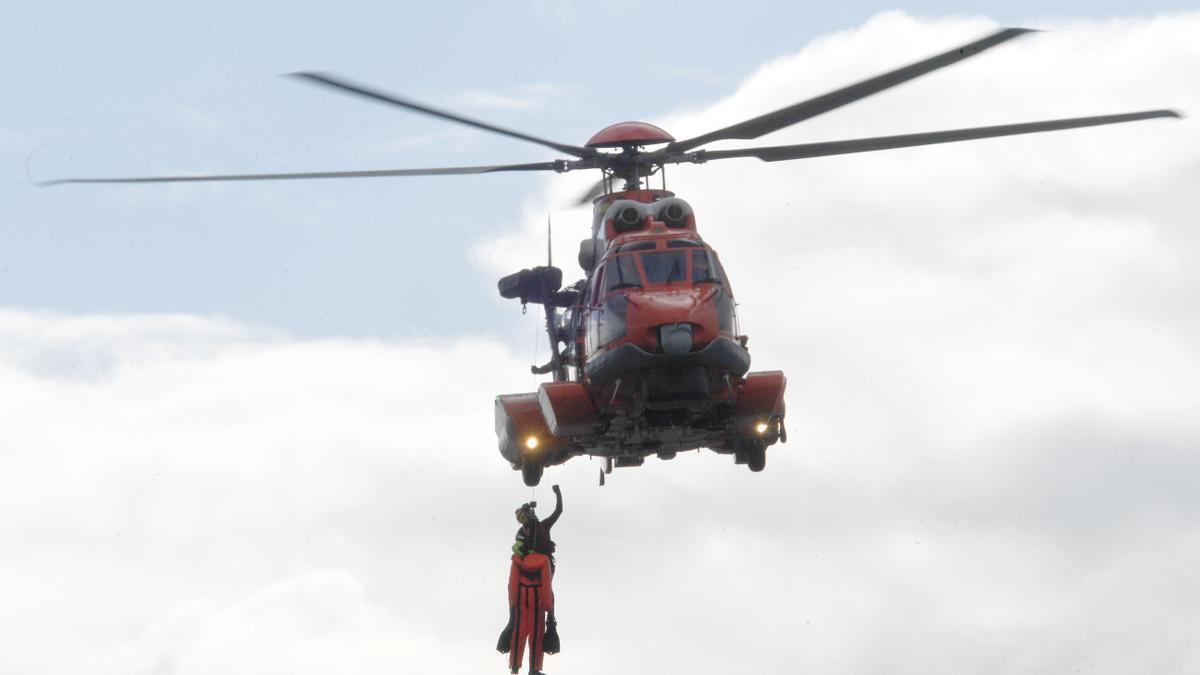 Cruz Roja celebra el 50 aniversario de su base en la ciudad con un simulacro de rescate