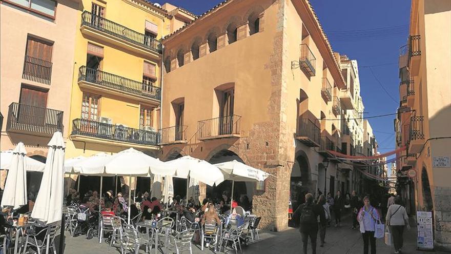 Vila-real activa el plan para ‘salvar’ el Hostal del Rei junto a los vecinos