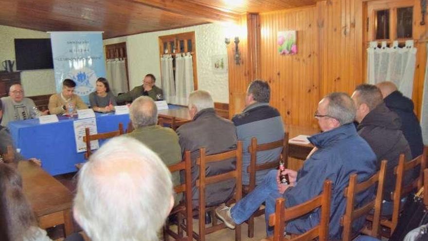 La última reunión de la asociación Llamaoscura-Pereda.