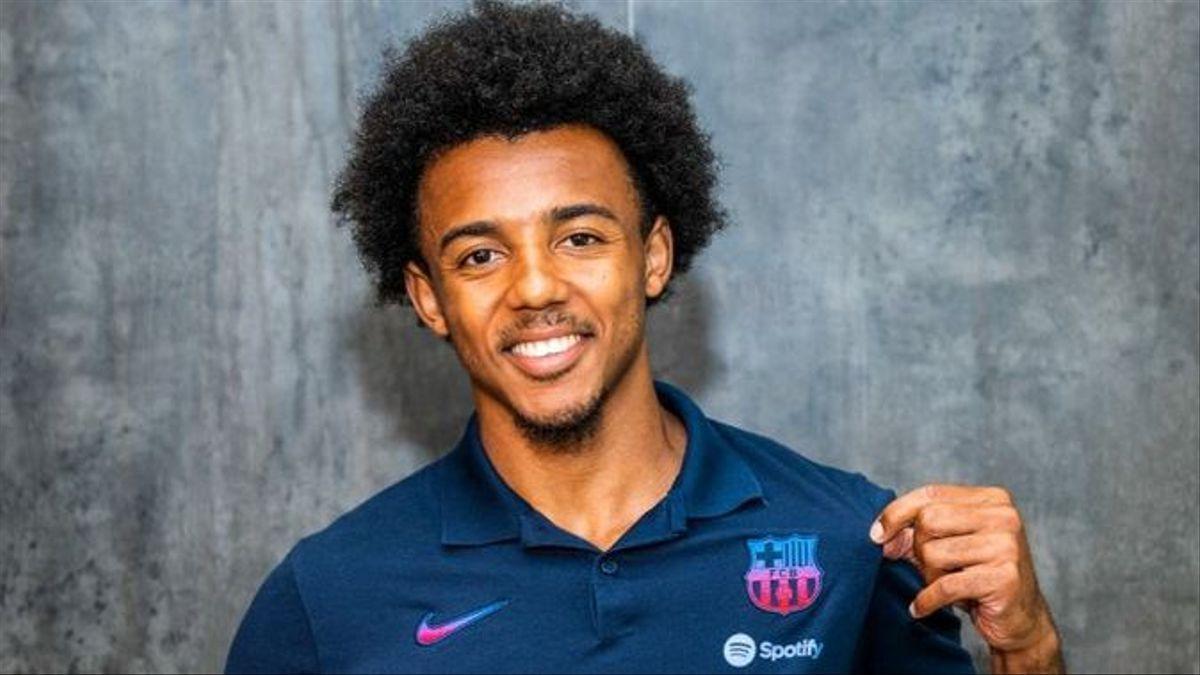 Koundé ya está en Barcelona.