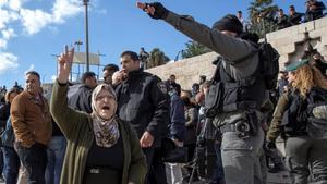 En la parte vieja de Jerusalén numerosos palestinos protestan contra Trump