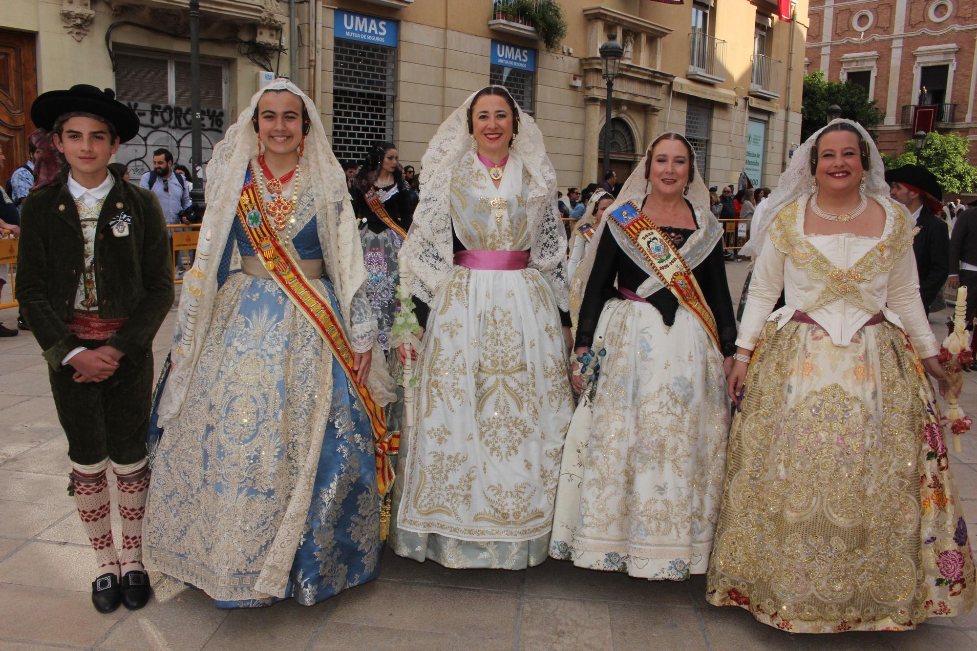 La fuerza de las Fallas en la Procesión de la Virgen (II)