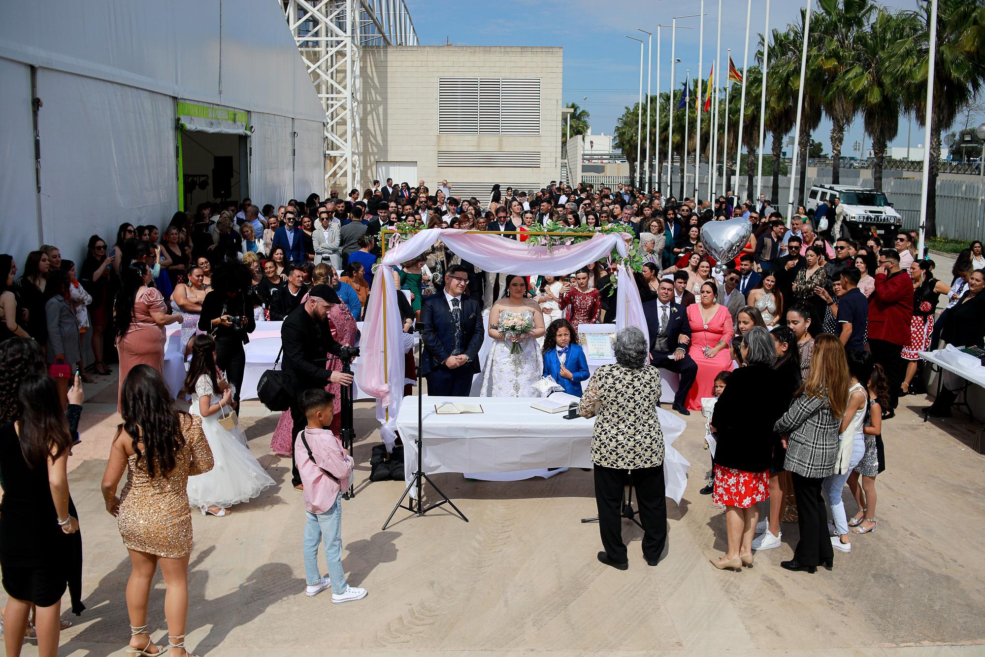 FOTOS | Las imágenes de la gran boda gitana de Lucía y Daniel en Ibiza