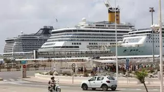 El Govern propone cobrar a los cruceristas un máximo de 6 euros y prohibir nuevos pisos turísticos