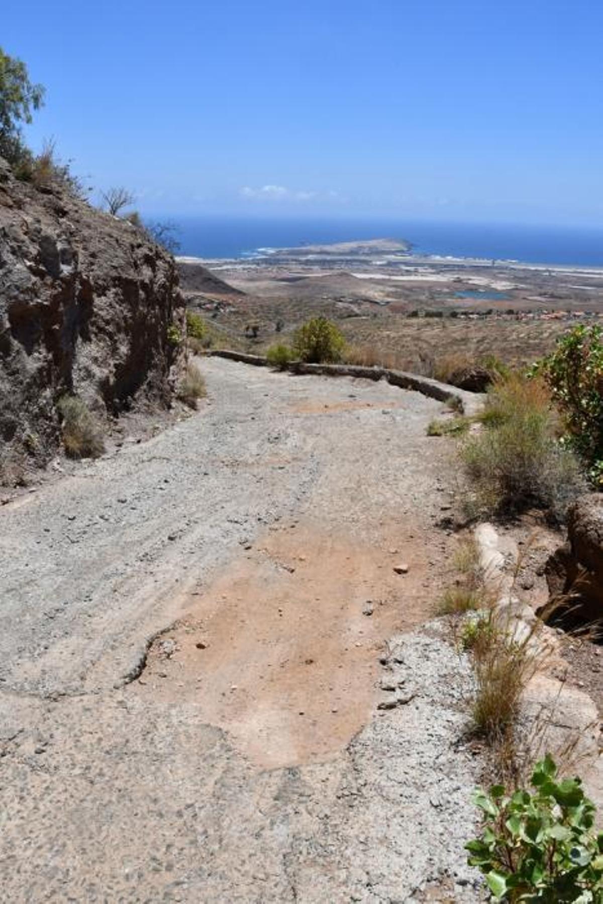 El Gamonal: un barrio incomunicado El Gamonal: un barrio incomunicado
