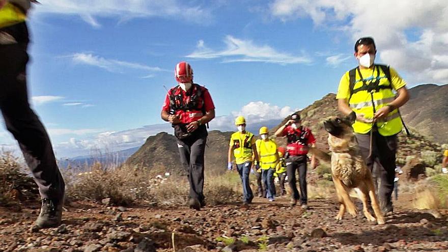 ‘Equipo 112’,  testigo de un amplio despliegue de medios en busca de un senderista