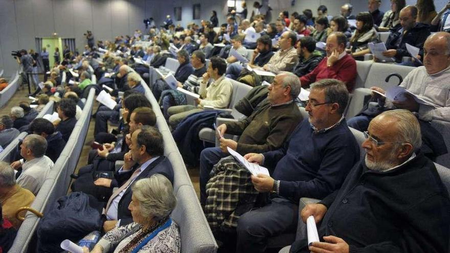 Accionistas del Deportivo, en Palexco durante una de las últimas juntas.