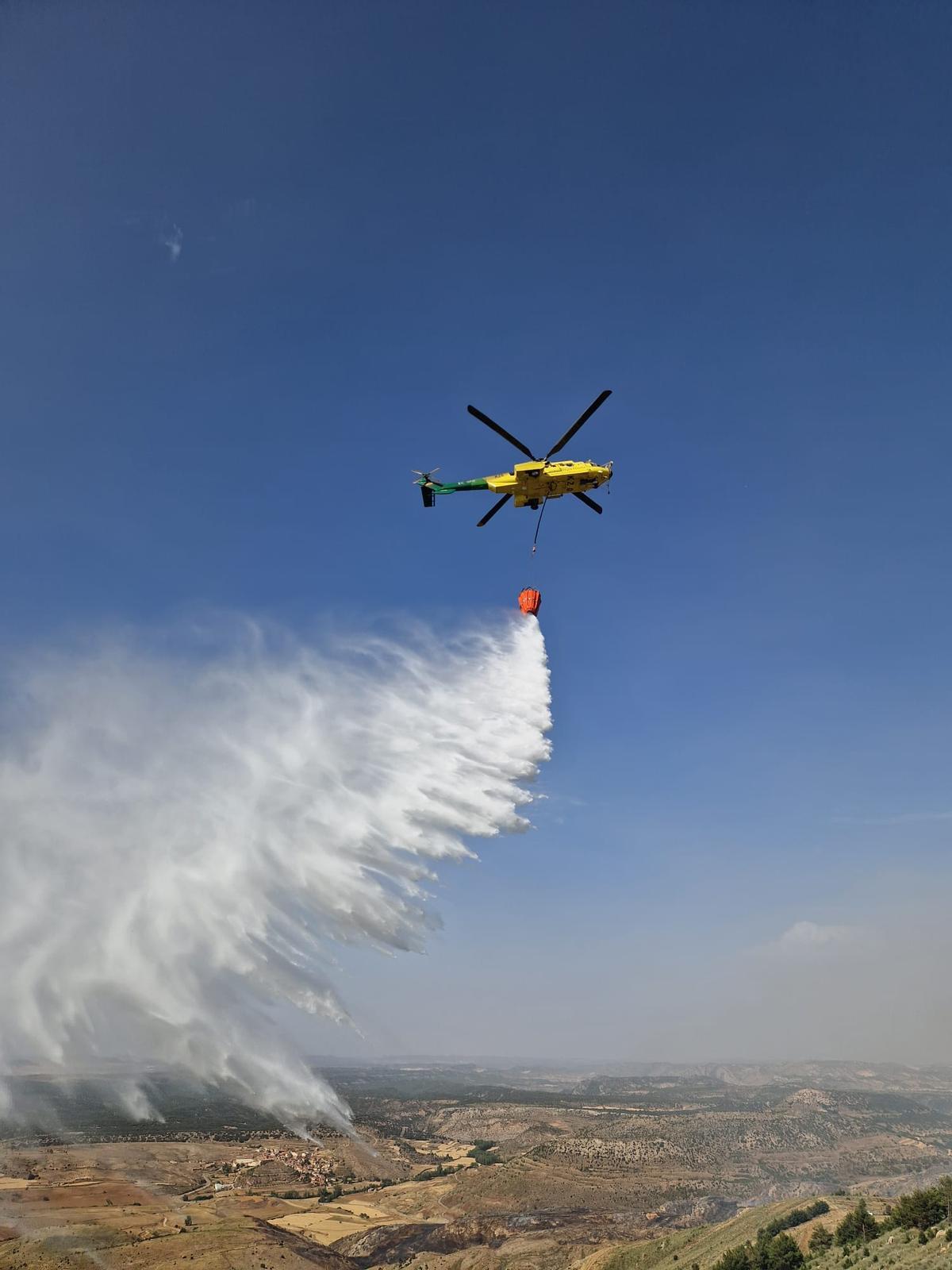 Evolución del incendio en Ejulve.
