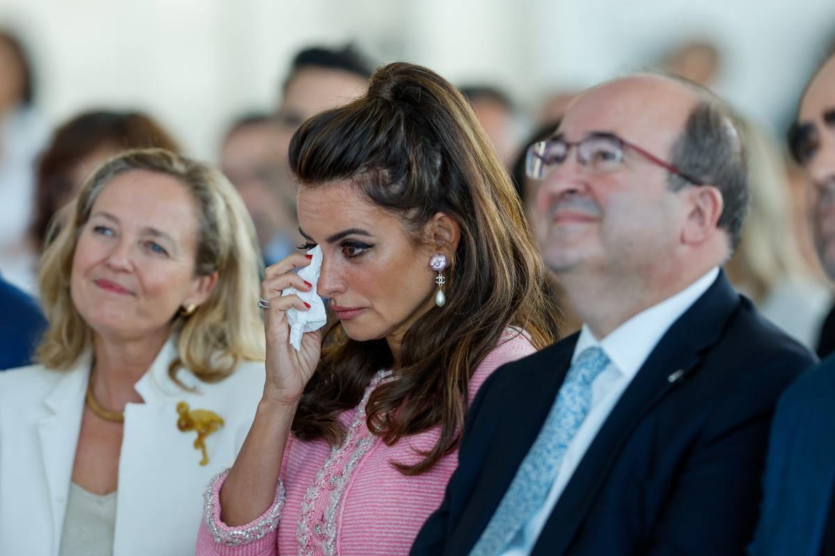 Penélope Cruz, emocionada al recibir el Premio Nacional de Cinematografía