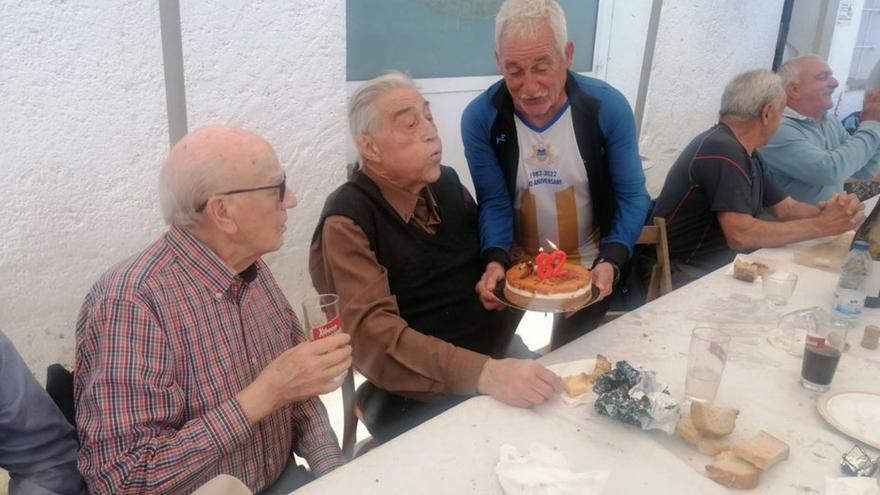 Xavi Agustí celebra els 82 anys entre amics