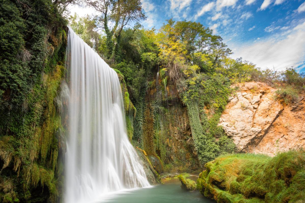 Cascadas en el parque natural del Monasterio de Piedra (Zaragoza)