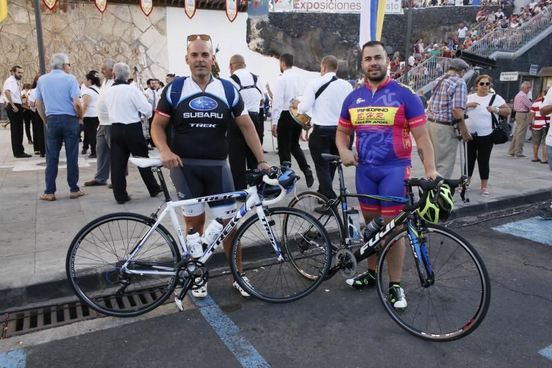 Representación del hallazgo de la Virgen de Candelaria por los guanches 2016