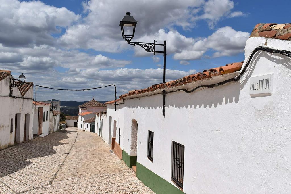 La mayor parte del día el silencio es total. 