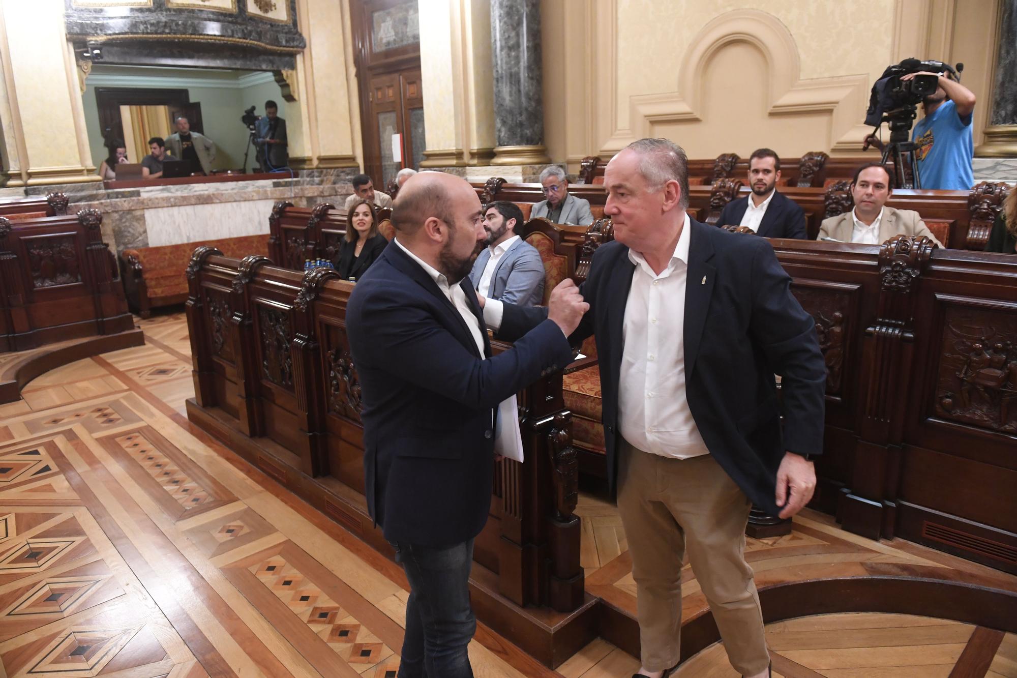 Unanimidad en A Coruña para aprobar los sueldos de los concejales