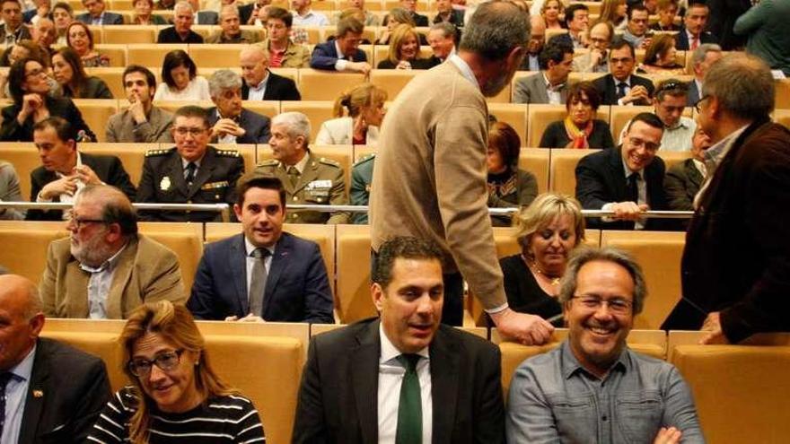 Las autoridades compartieron asientos en primera fila para asistir a la presentación del Plan Zamora 10.