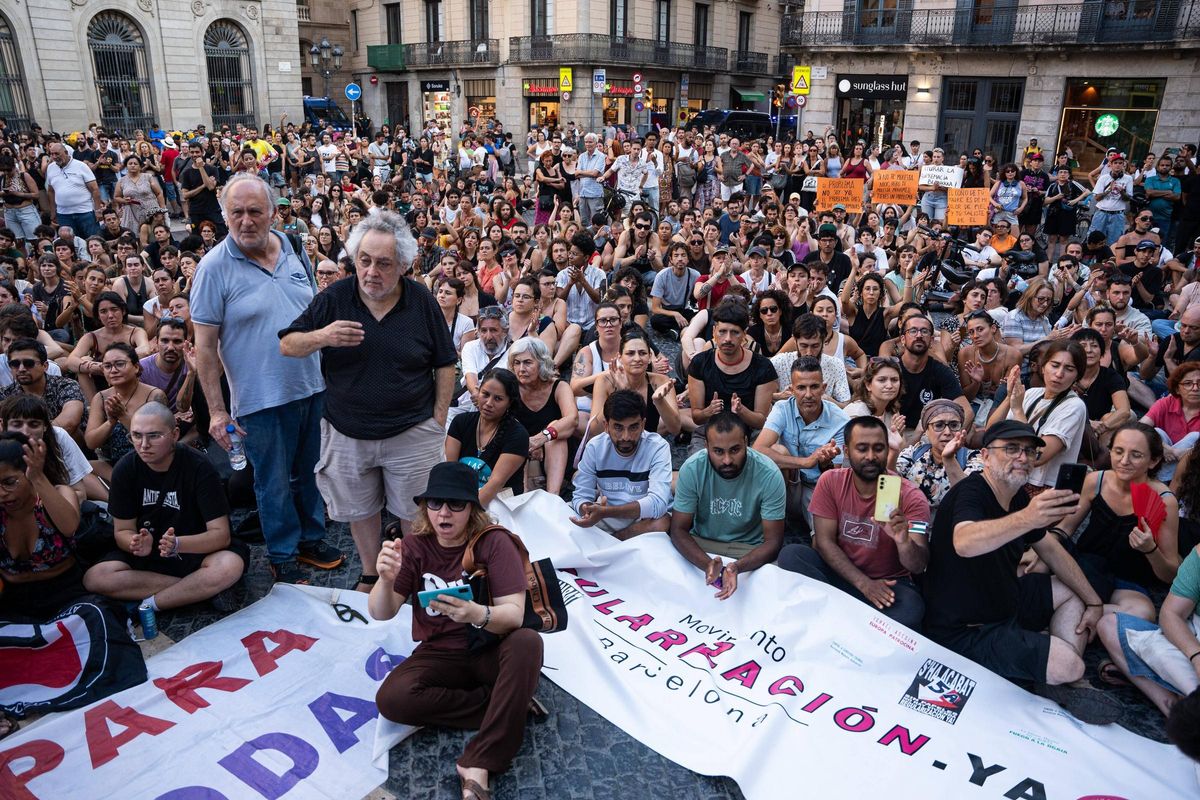Gran manifestación antiracista en Barcelona