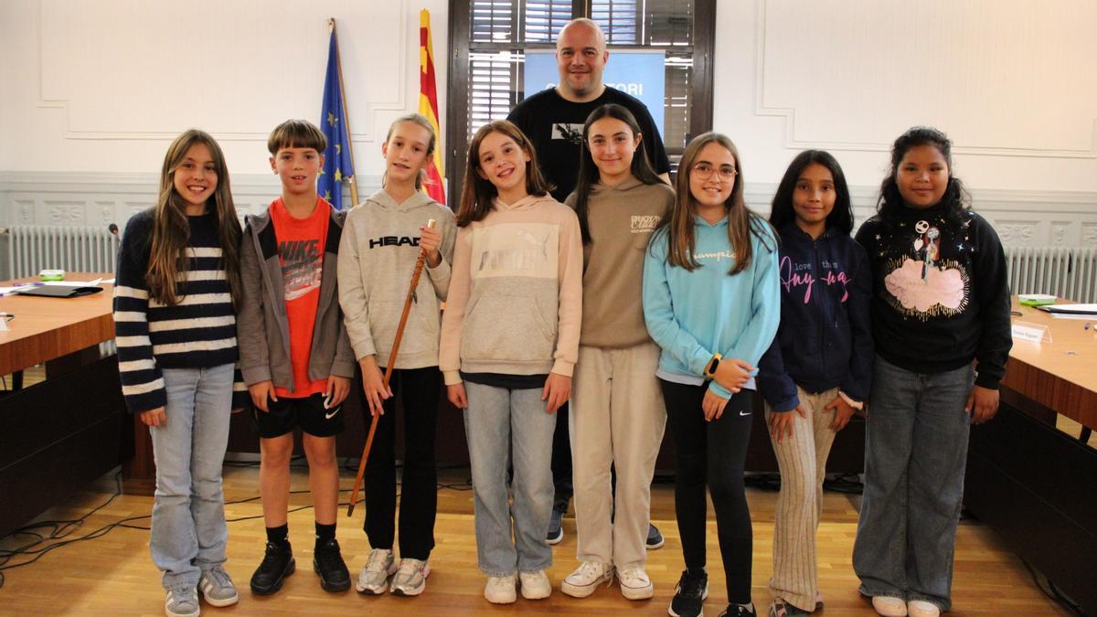 El Consistori Infantil de Ripoll format per alumnes de sisè de primària de cadascuna de les escoles del municipi