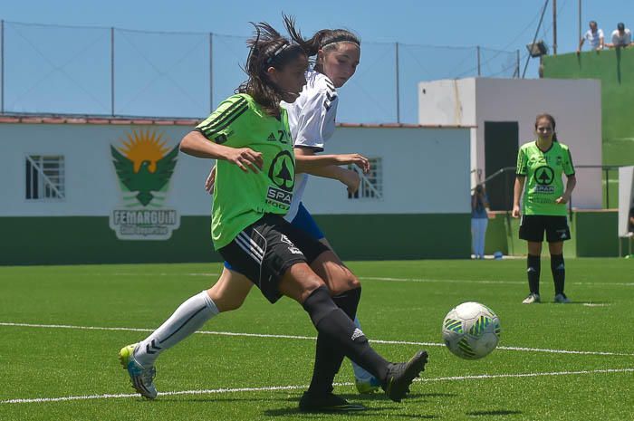 Fútbol femenino. Partido: Femarguín # Tenerife ...