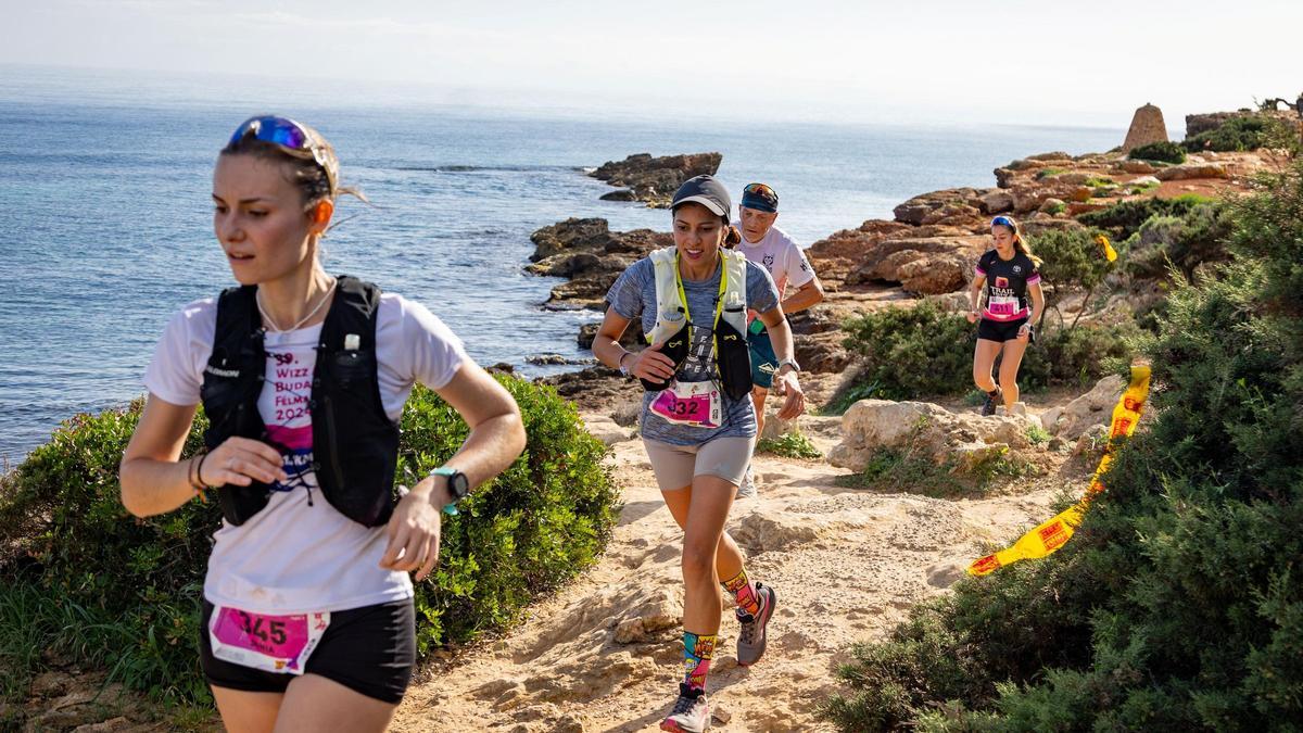 Competidores de la Ultra 3 Días Trail Ibiza