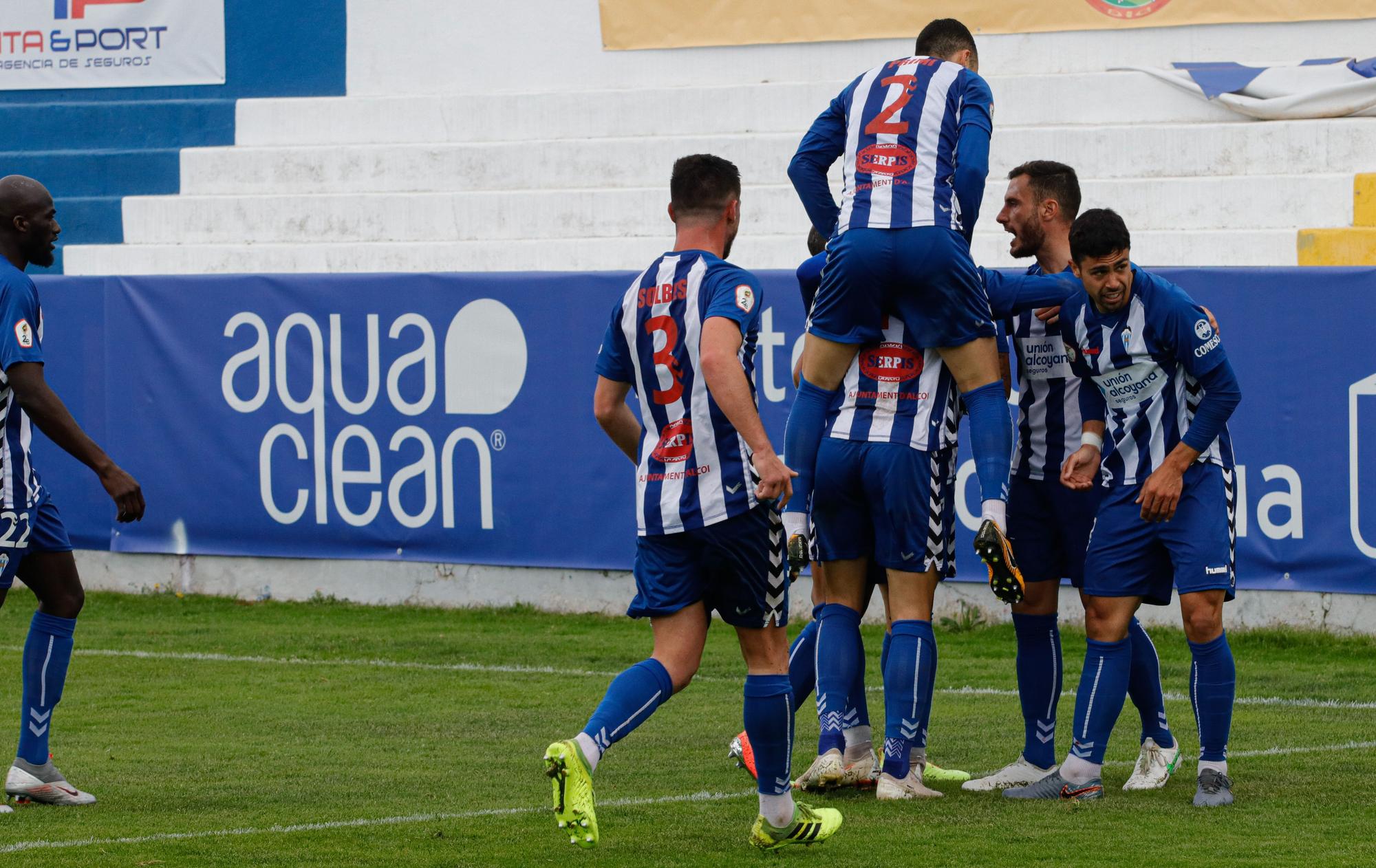 El Alcoyano suma un punto que sabe a poco ante el Nàstic (1-1)