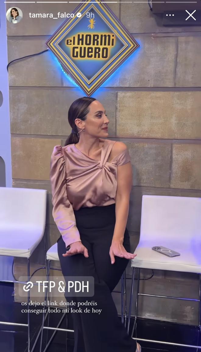 Tamara Falcó con blusa y pantalón de su firma en El Hormiguero