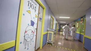 Pediatras en el Hospital de Sant Joan d'Alacant: al borde del colapso
