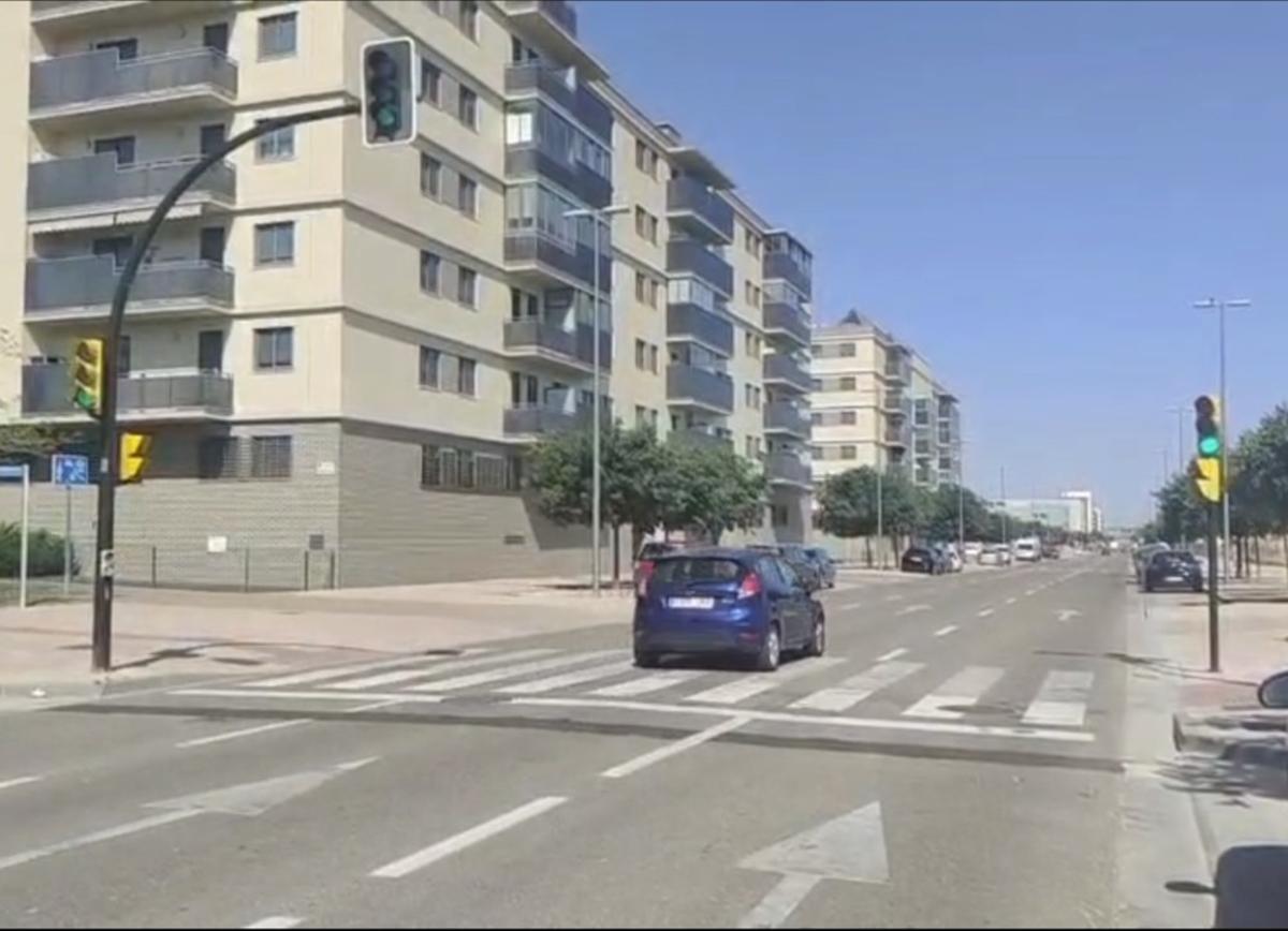 Los dos nuevos semáforos instalados en Arcosur.