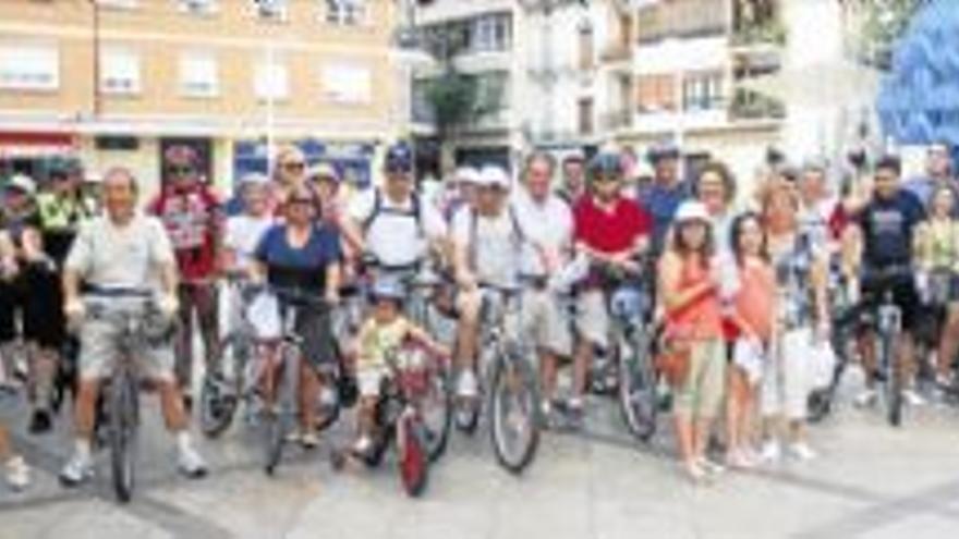 ATC moviliza a los técnicos de la cerámica en una pedalada popular