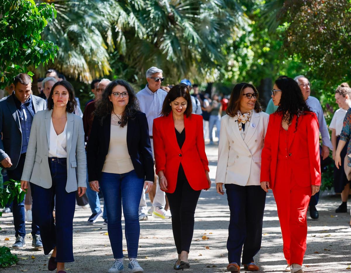Todas las fotos del acto con Mónica Oltra en el Jardín Botánico de València Todas las fotos del acto con Mónica Oltra en el Jardín Botánico de València