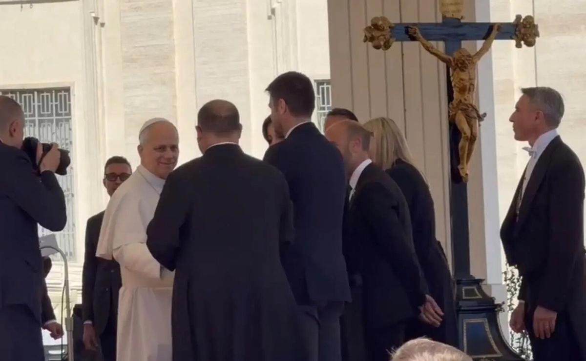 El Papa León XIV recibe en su audiencia general de los miércoles al alcalde de Grazalema (Cádiz), Carlos Javier García, al párroco Luis Carlos Vilches y a la alcaldesa de Ronda, María de la Paz Fernández.