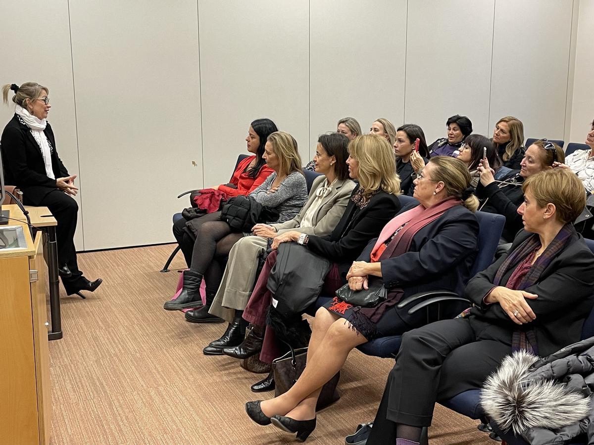 Visita de las empresarias y directivas de Castellón al Parlamento Europeo