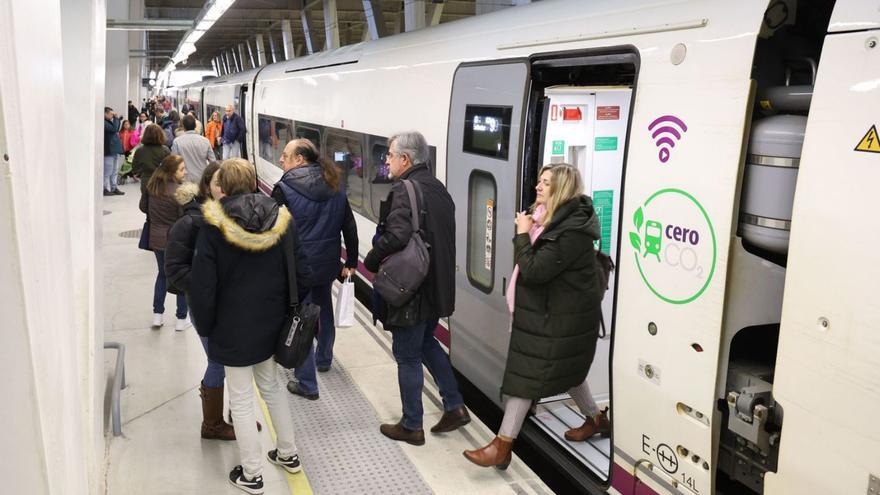 Caballero sobre el nuevo retraso del AVE en Portugal: «La salida sur no se puede parar»