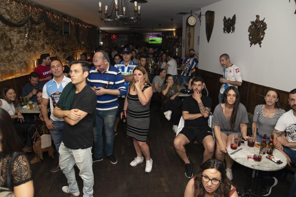 El equipo coruñés se juega el ascenso a Primera División y la ciudad se vuelca en plena celebración de San Juan.