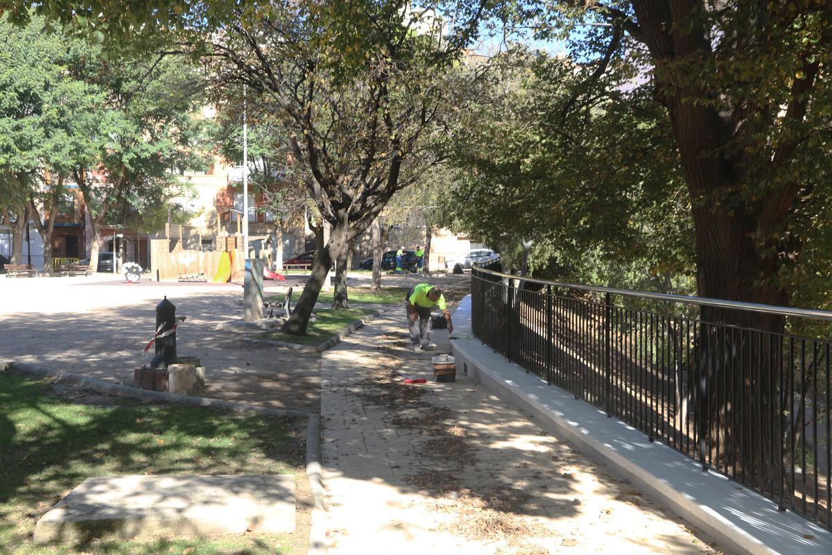 El Ayuntamiento inyecta 130.000 euros en las obras del parque Jardins de la Vila.