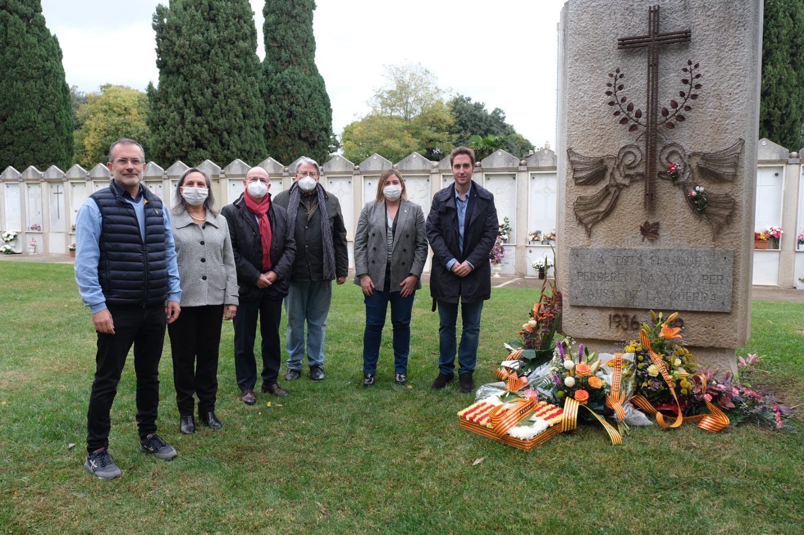 Record per a les víctimes de la guerra del 36 i els represaliats pel franquisme a Figueres per Tots Sants