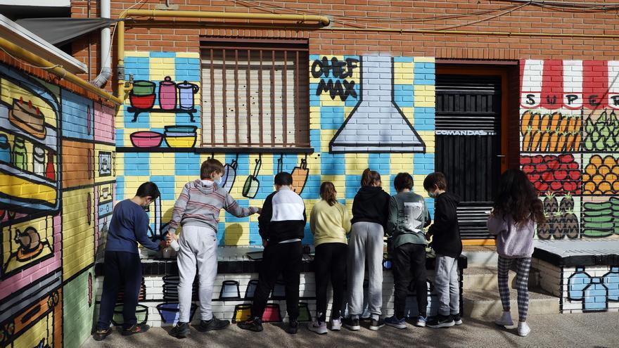 Las alternativas a la jornada continua en la escuela: &quot;No tiene sentido que un niño de dos y otro de 12 compartan horario&quot;