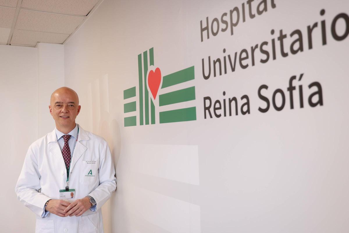 El director-gerente del hospital Reina Sofía, Francisco Triviño.