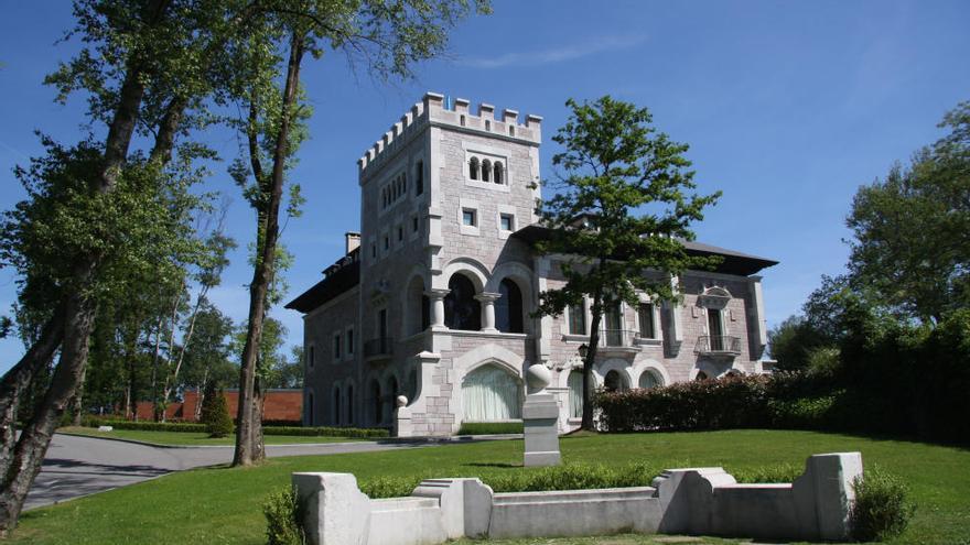 El grupo Santagadea compra el hotel Castillo del Bosque la Zoreda