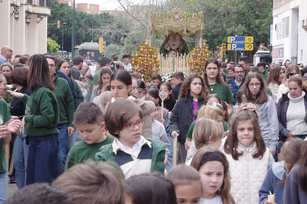 Procesión infantil de la Archicofradía de la Esperanza