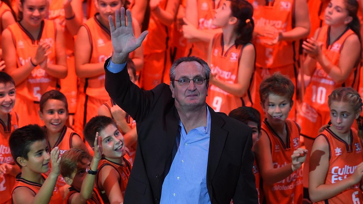 Brad Branson, en un acto del Valencia Basket.