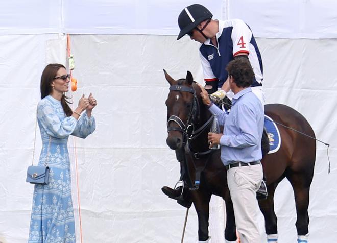 Kate Middleton y el príncipe William en el partido benéfico de polo