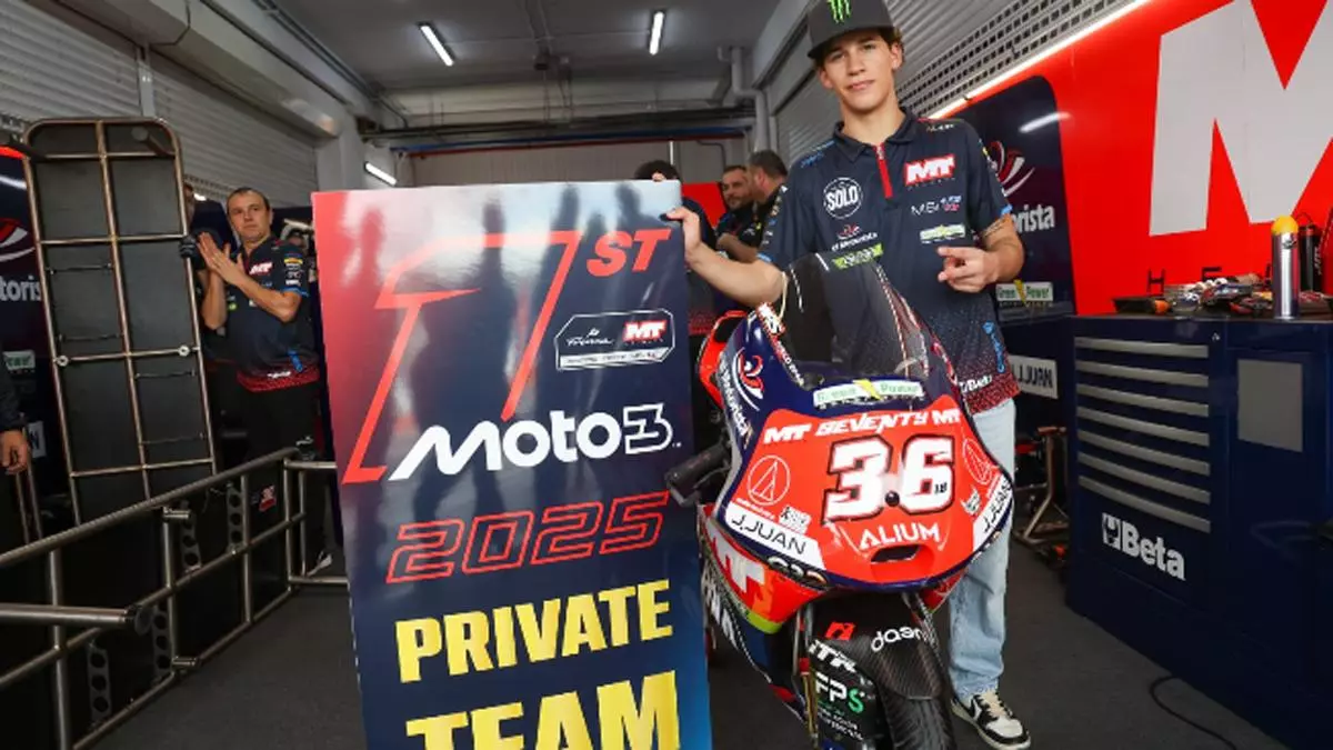 Ángel Piqueras, valenciano subcampeón de Moto3, atiende a SUPER tras la carrera